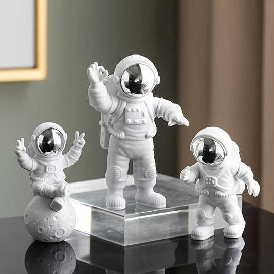 Creative Resin Astronaut Ornament - DECO