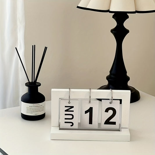 Scandinavian Wooden Perpetual Calendar - DECO